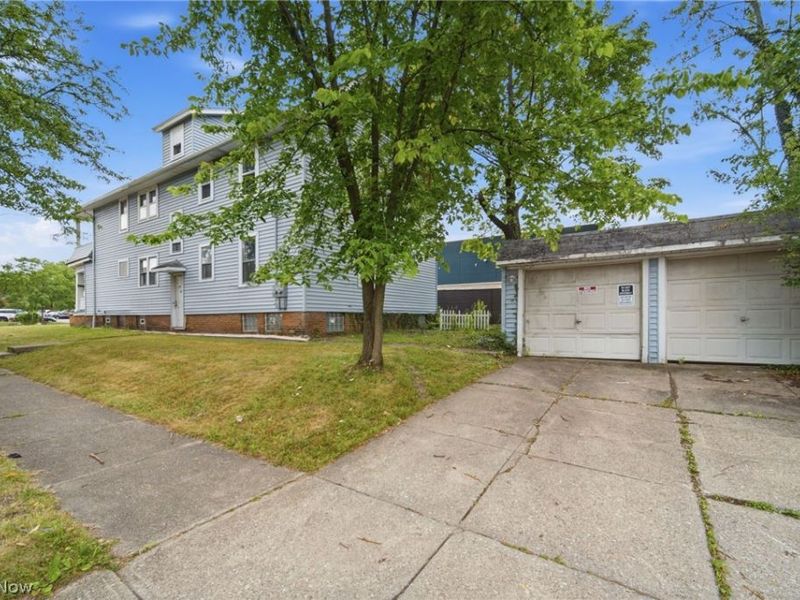 1776 S Taylor Road, Cleveland Heights, OH 44118 Photo 3