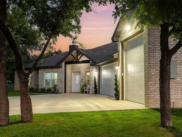 7274 Feather Bay Boulevard, Brownwood, TX 76801
