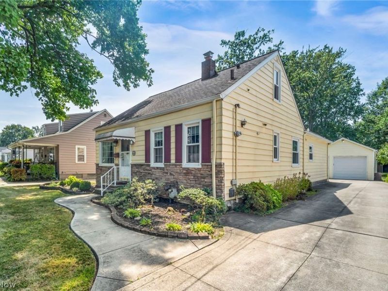4260 Buckeye Avenue , Willoughby, OH 44094 Photo 2