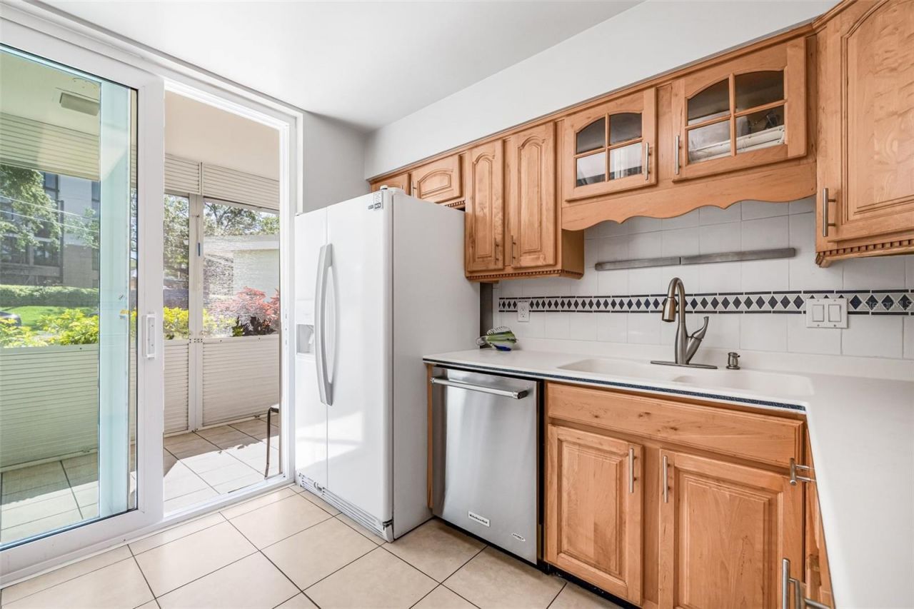 615 10th Avenue Ne, Unit 1, Saint Petersburg, FL 33701 Photo