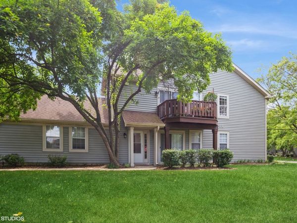 1051 Rockport Drive , Unit 1051, Carol Stream, IL 60188