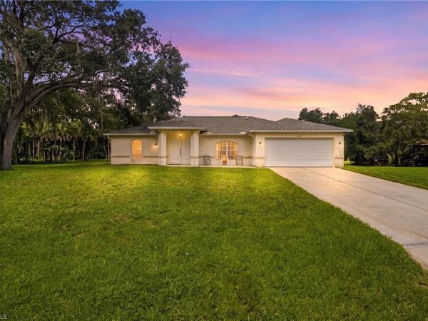 18371 Slater RD , NORTH FORT MYERS, FL 33917