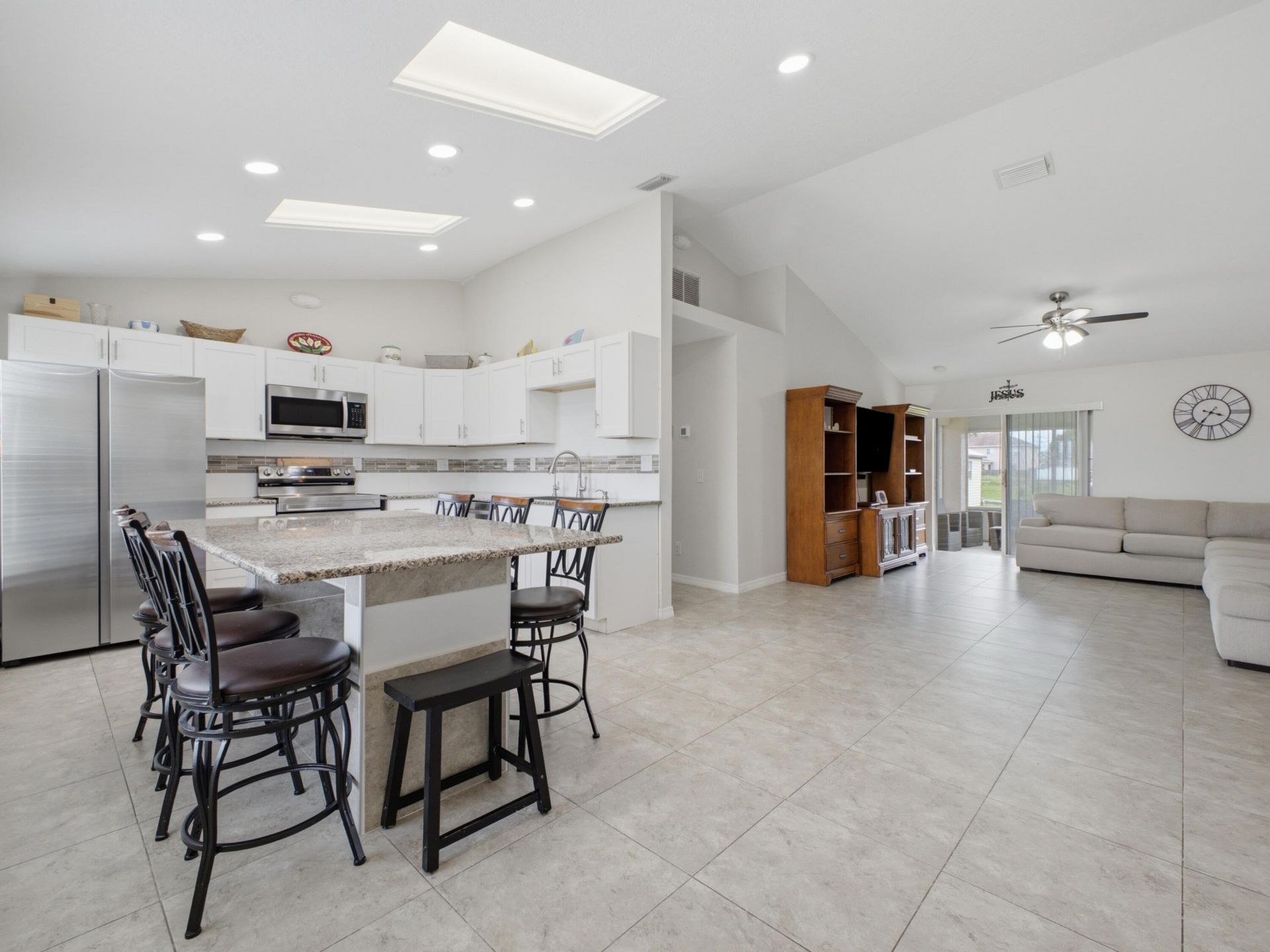 5807 NW Burri Court, Port Saint Lucie, FL 34986 Photo