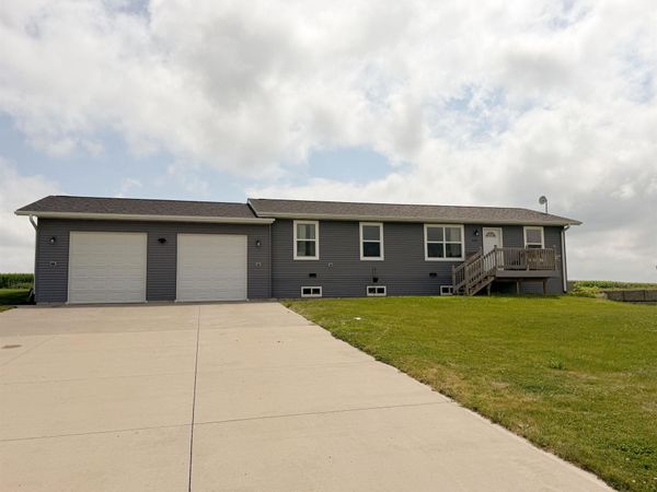 516 Marilyn Drive, Cobb, WI 53526