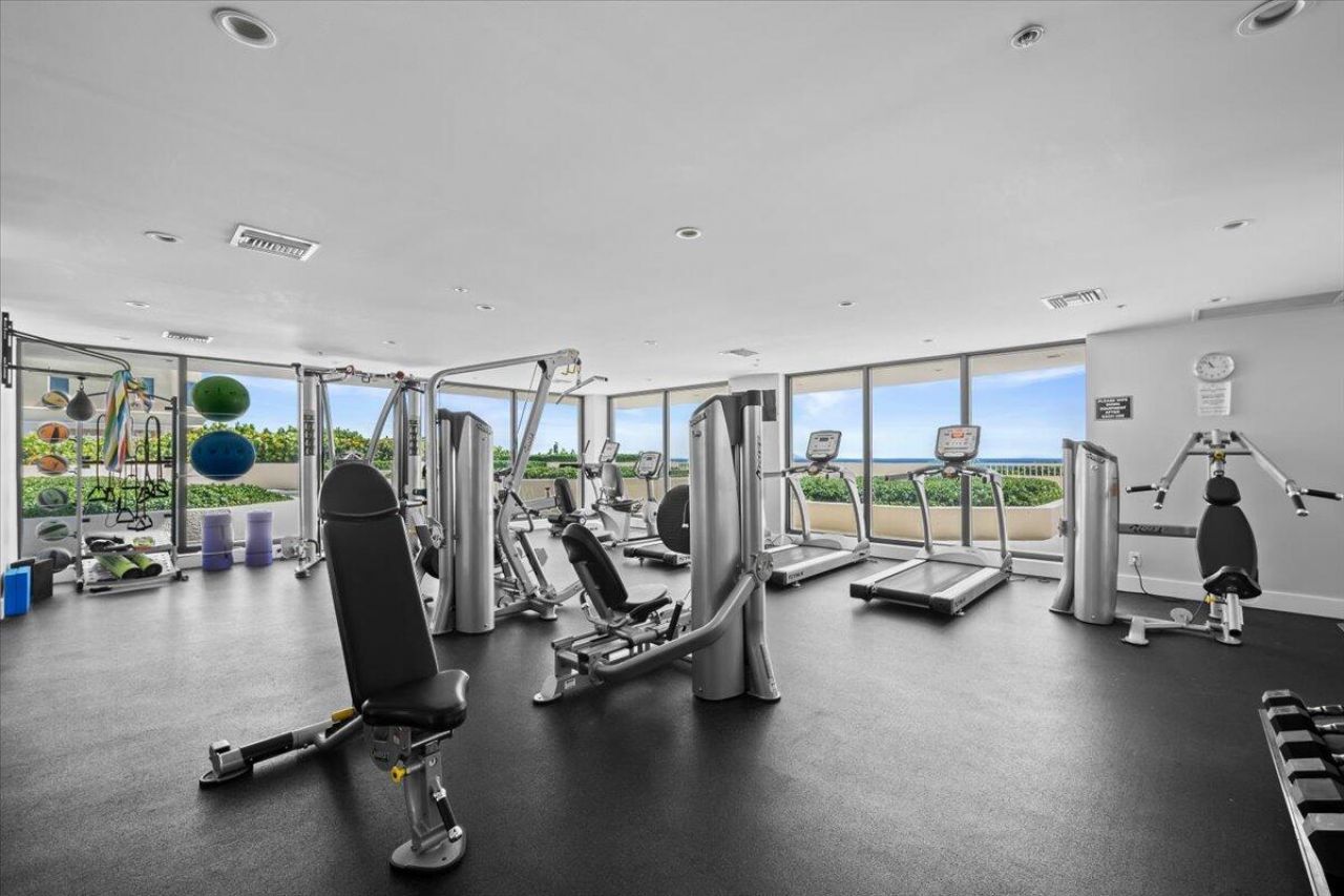 5280 N Ocean Drive, Unit 10C, Riviera Beach, FL 33404 Photo