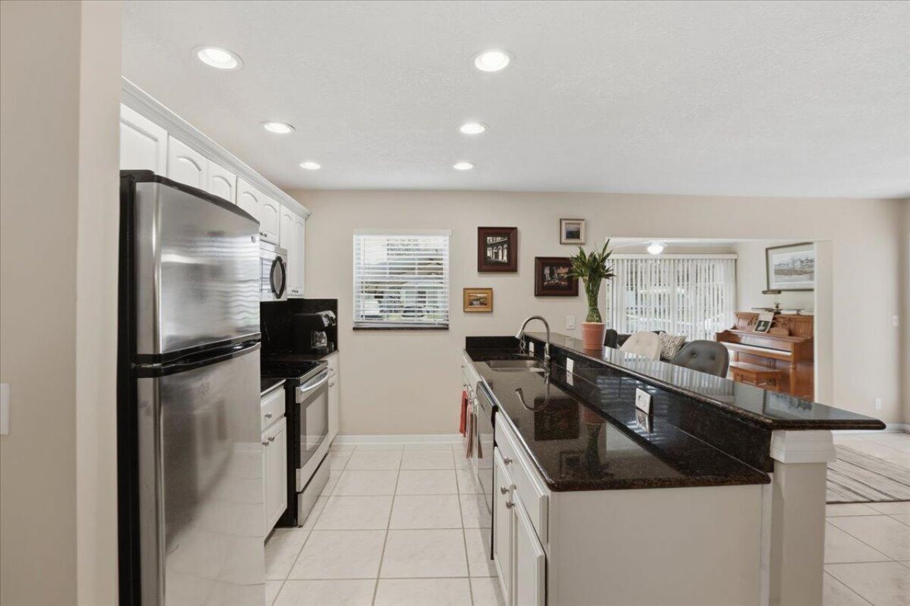 1172 S Drive Circle, Unit B, Delray Beach, FL 33445 Photo