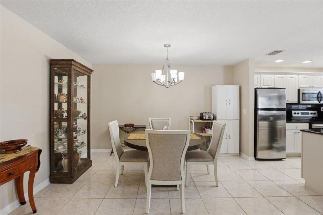 1172 S Drive Circle, Unit B, Delray Beach, FL 33445 Photo