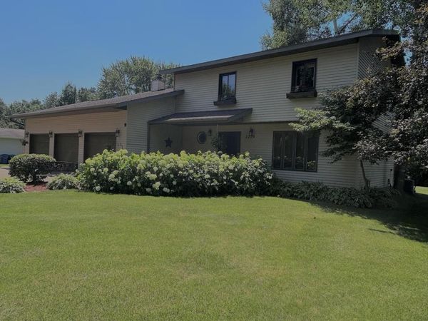 2279 RICKIE DRIVE, Kronenwetter, WI 54455