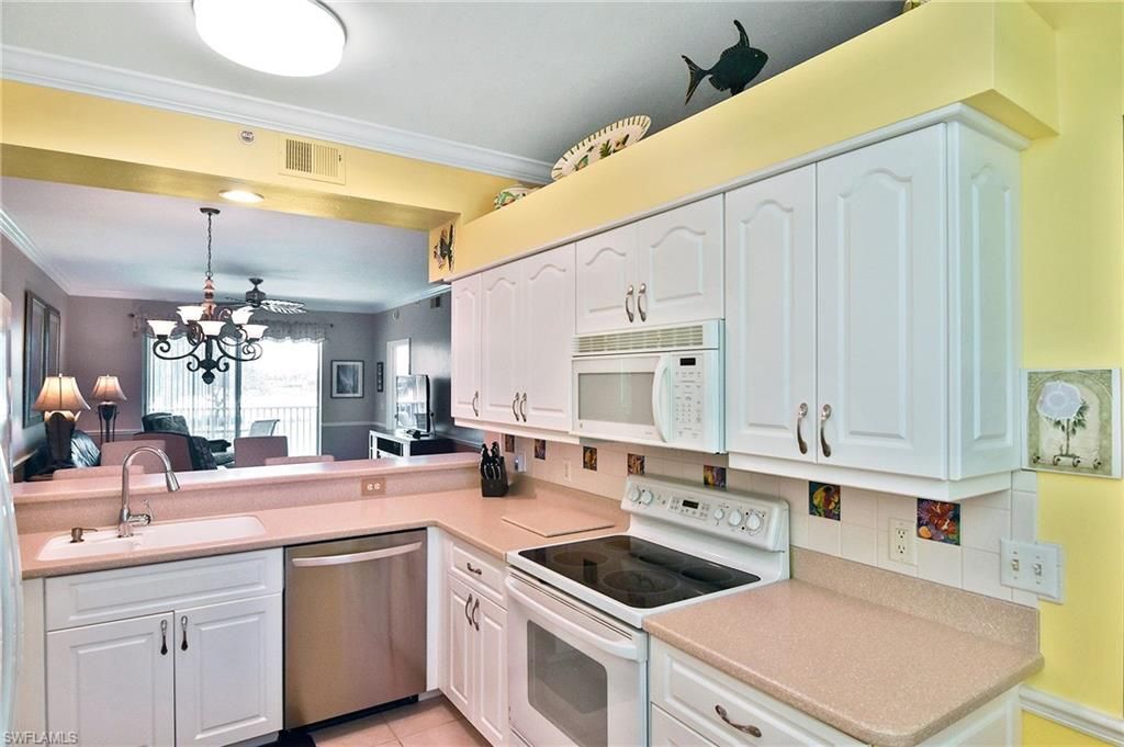 10285 Bismark Palm Way , Unit 1024, Fort Myers, FL 33966 Photo