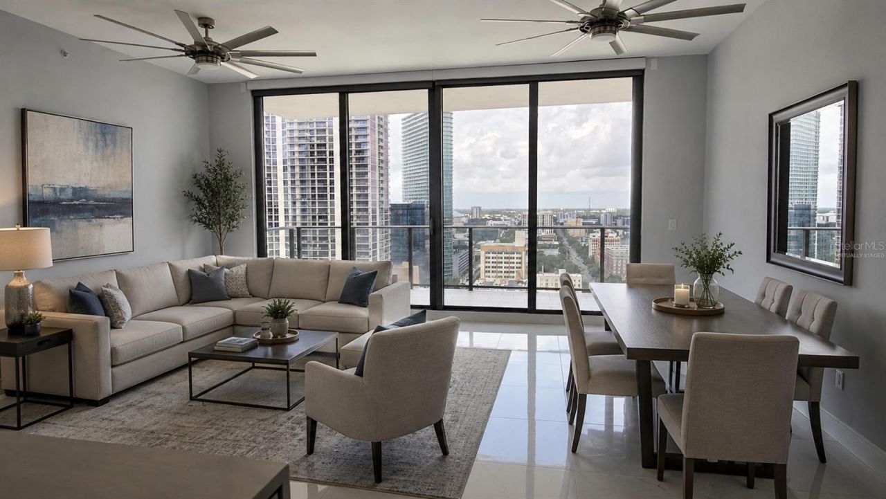 100 1st Avenue N, Unit 2406, Saint Petersburg, FL 33701 Photo