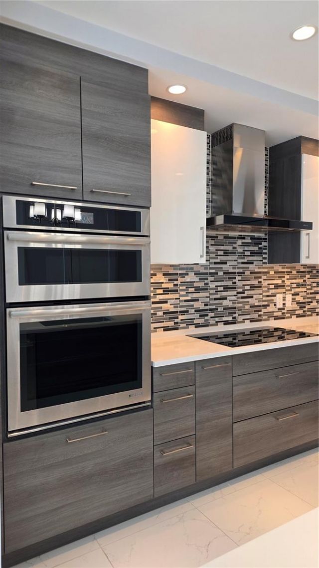 100 1st Avenue N, Unit 2406, Saint Petersburg, FL 33701 Photo