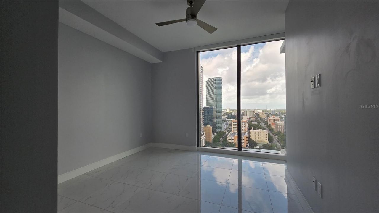 100 1st Avenue N, Unit 2406, Saint Petersburg, FL 33701 Photo