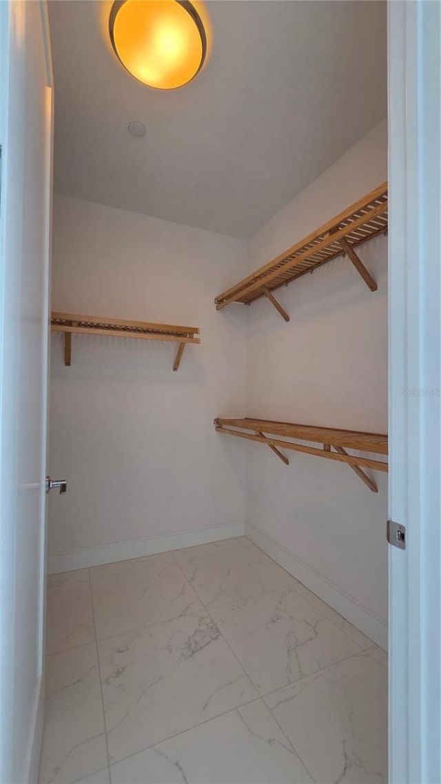 100 1st Avenue N, Unit 2406, Saint Petersburg, FL 33701 Photo