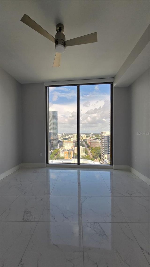 100 1st Avenue N, Unit 2406, Saint Petersburg, FL 33701 Photo