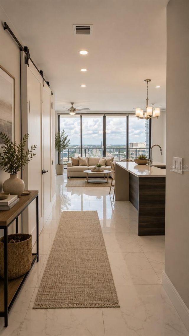 100 1st Avenue N, Unit 2406, Saint Petersburg, FL 33701 Photo