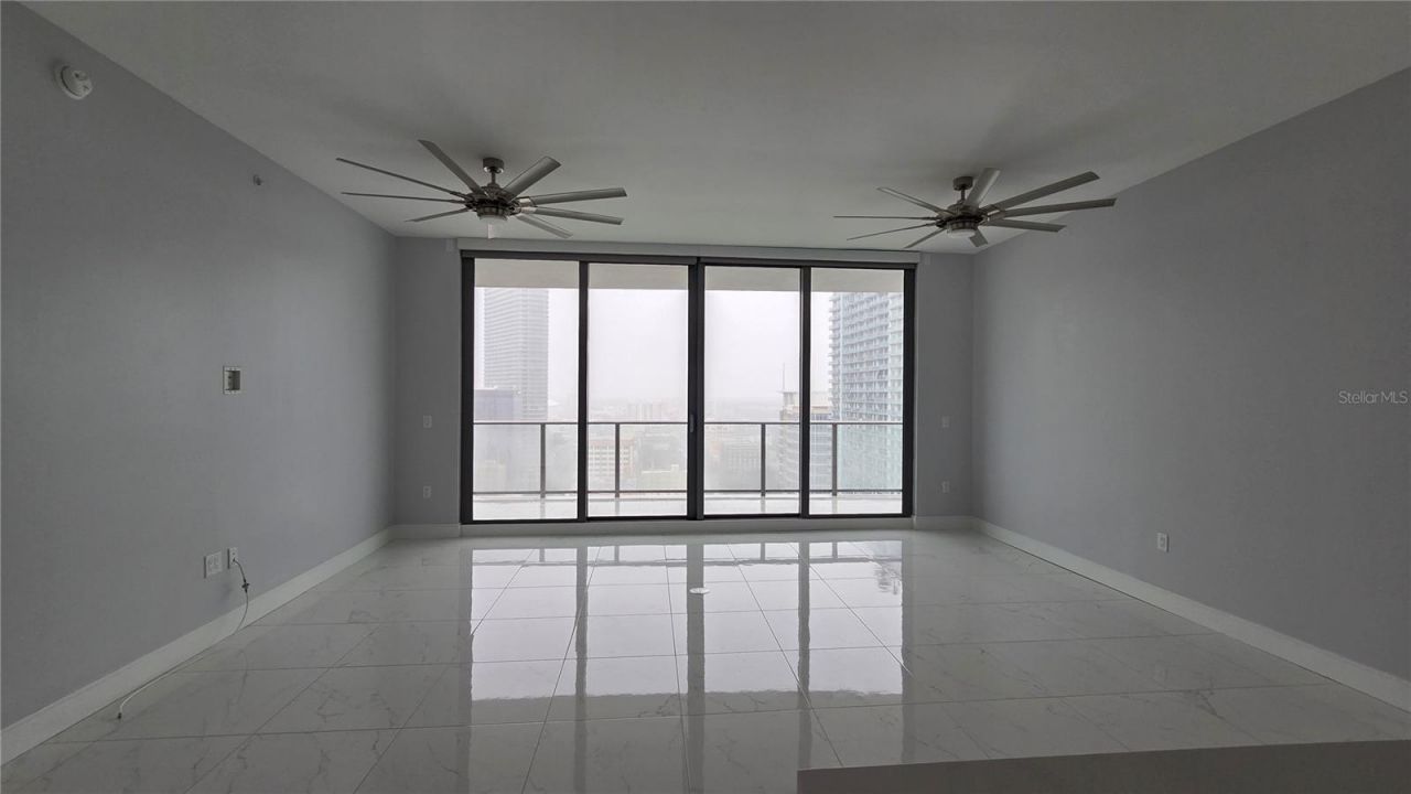 100 1st Avenue N, Unit 2406, Saint Petersburg, FL 33701 Photo