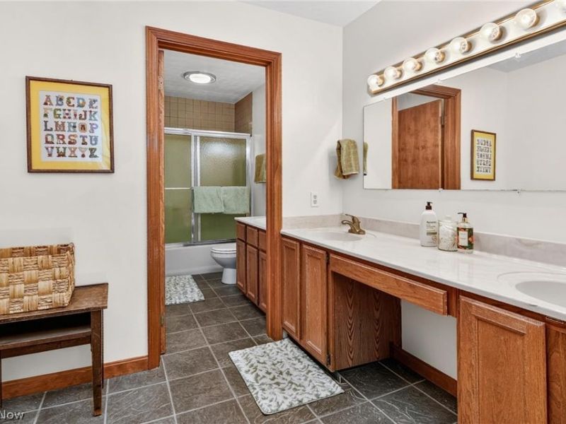 1190 Trails Edge Drive , Hubbard, OH 44425 Photo 25