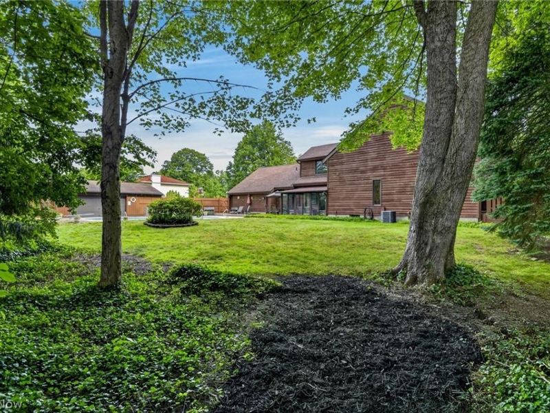1190 Trails Edge Drive , Hubbard, OH 44425 Photo 38