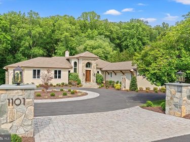 1101 LEIGH MILL ROAD, GREAT FALLS, VA 22066