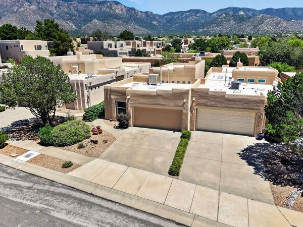 6412 Chaco Ridge Place NE, Albuquerque, NM 87111