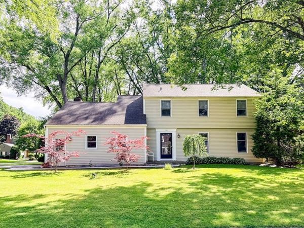 3961 Bowdoin Lane, Liverpool, NY 13090