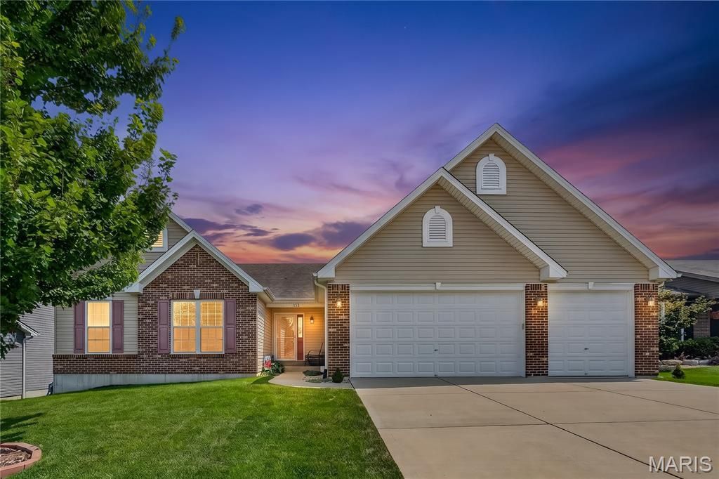 132 Riverdale Woods Circle, O Fallon, MO 63366 Main Photo