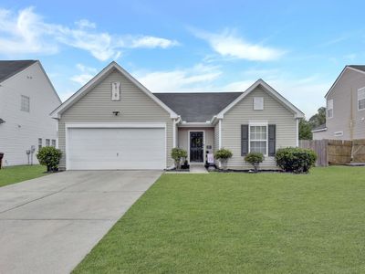 226 Silk Oak Drive, Moncks Corner, SC 29461