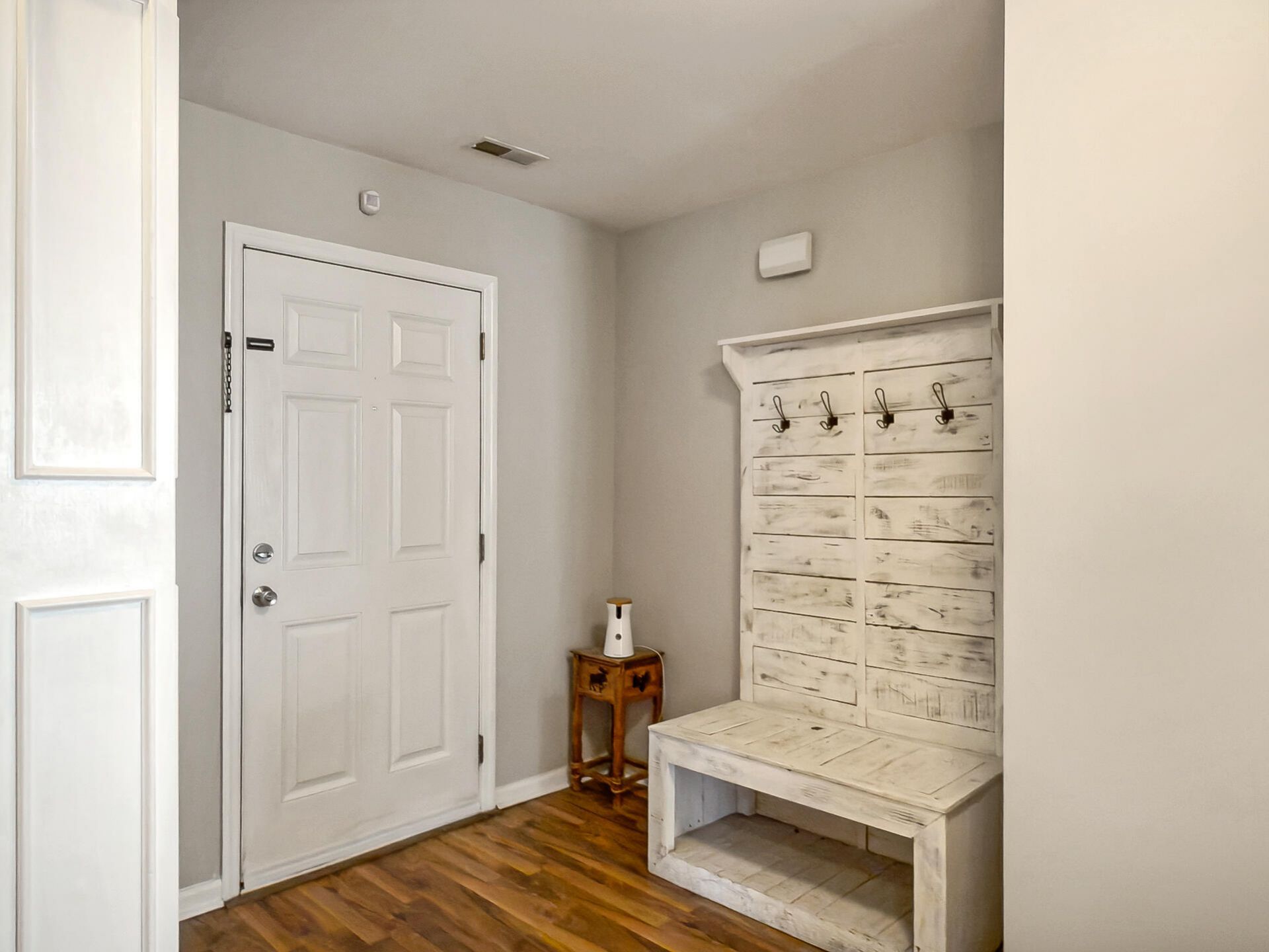 226 Silk Oak Drive Photo 6