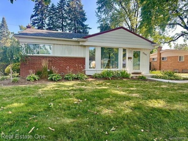 5256 Streefkerk Drive , Warren, Mi 48092