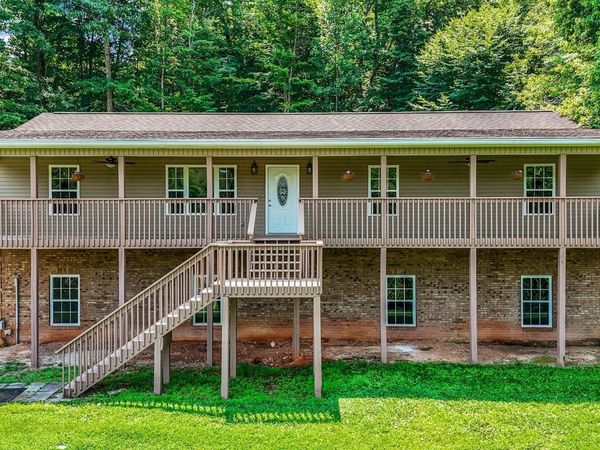 239 Carroll Hollow Rd, Clinton, TN 37716