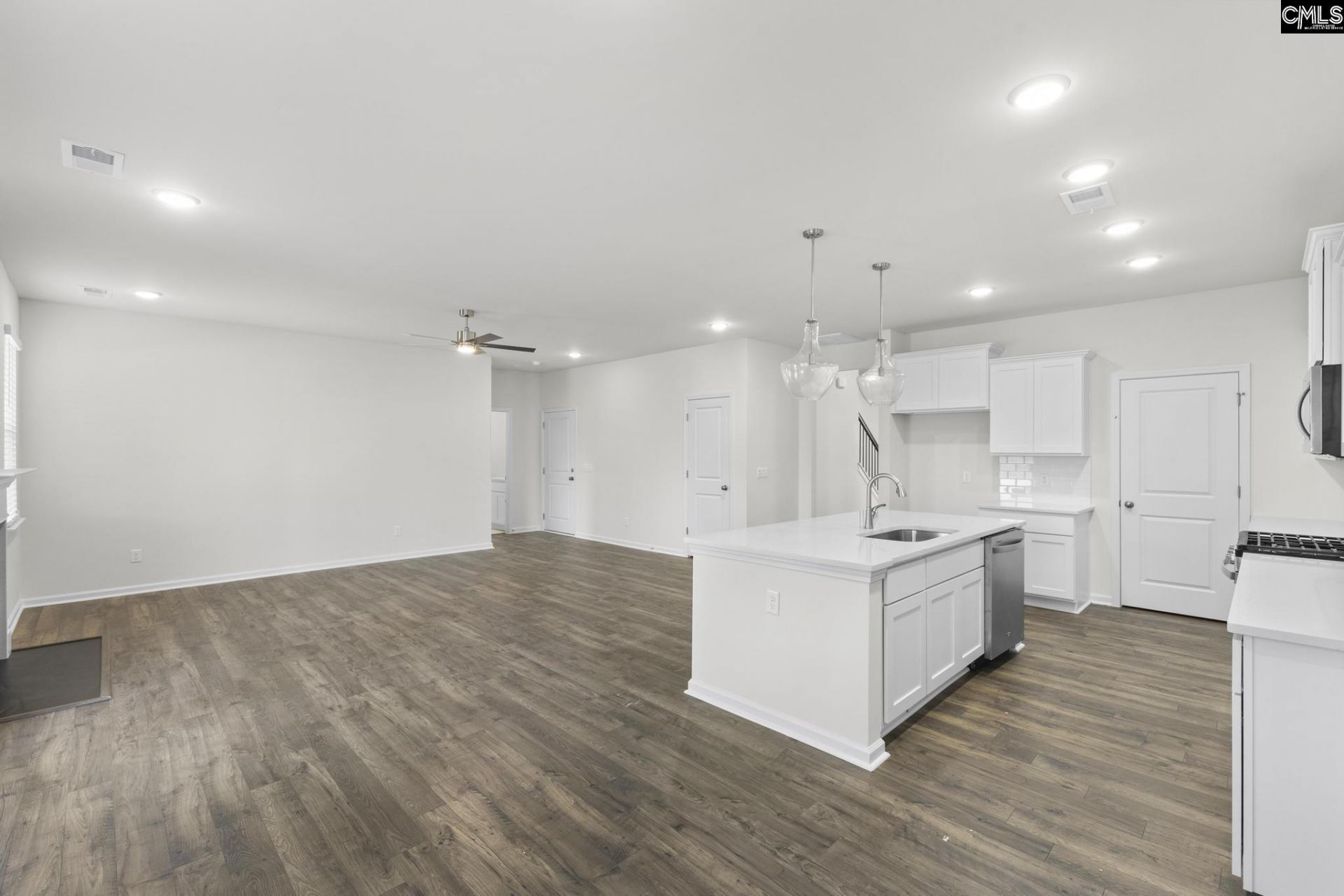 5290 Tullamore Drive  Photo 13