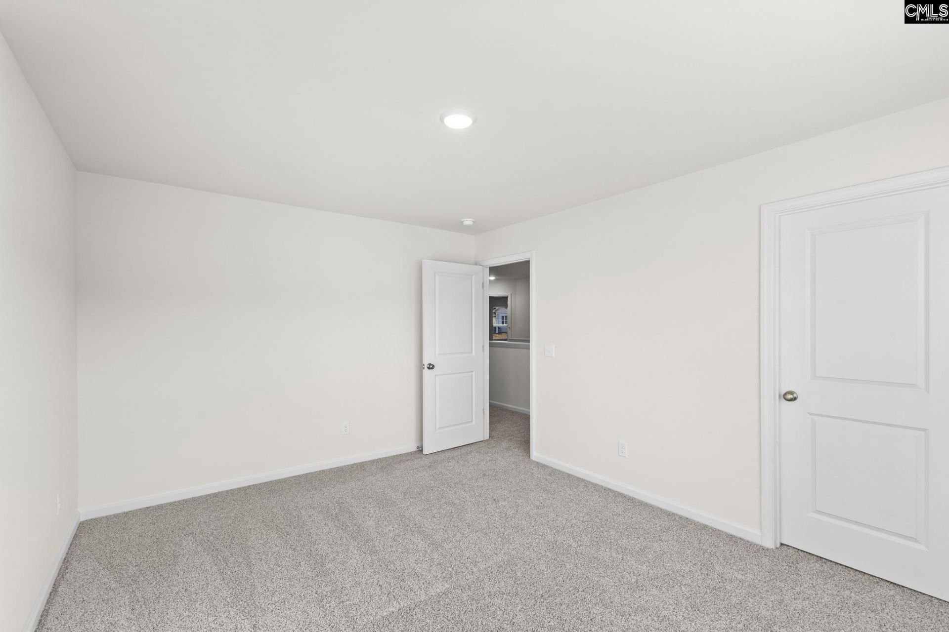 5290 Tullamore Drive  Photo 32