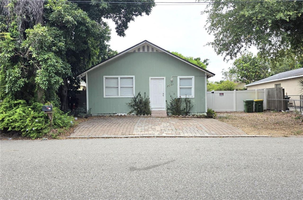2031 4th Street, Sarasota, FL 34237 Photo
