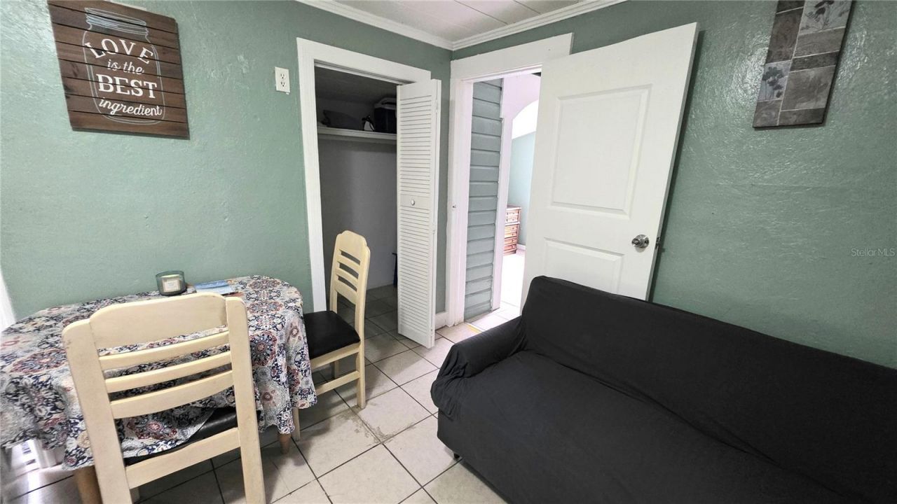 2031 4th Street, Sarasota, FL 34237 Photo