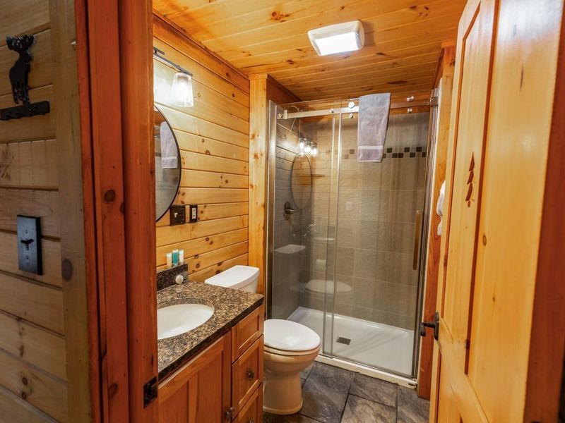 18591 Hockman Road , Rockbridge, OH 43149 Photo 13