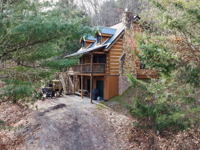 18591 Hockman Road , Rockbridge, OH 43149 Photo 2