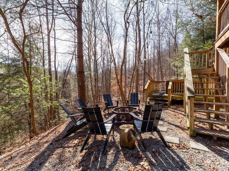 18591 Hockman Road , Rockbridge, OH 43149 Photo 3