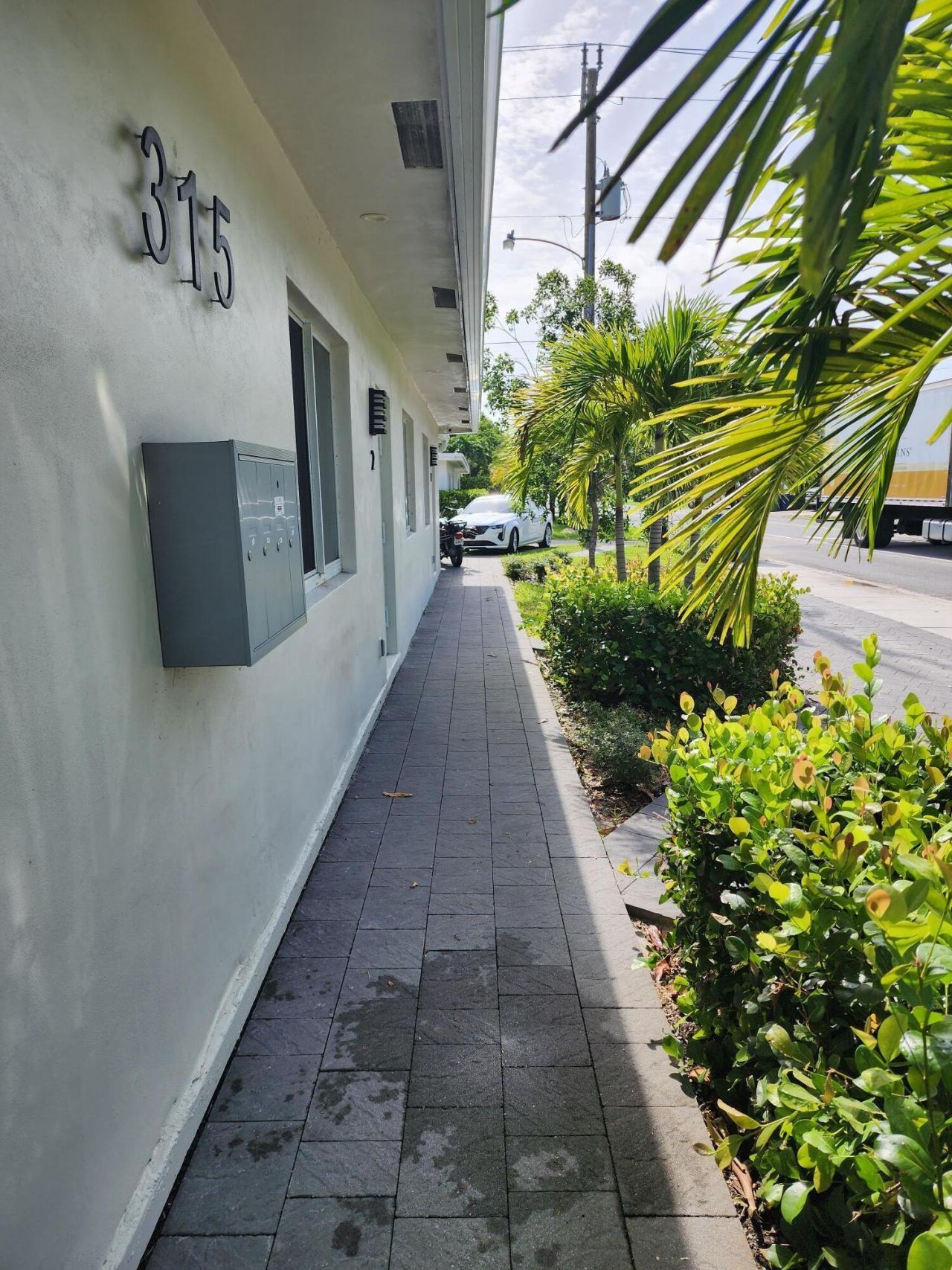 315 SW 7th Street, Unit 1, Fort Lauderdale, FL 33315 Photo