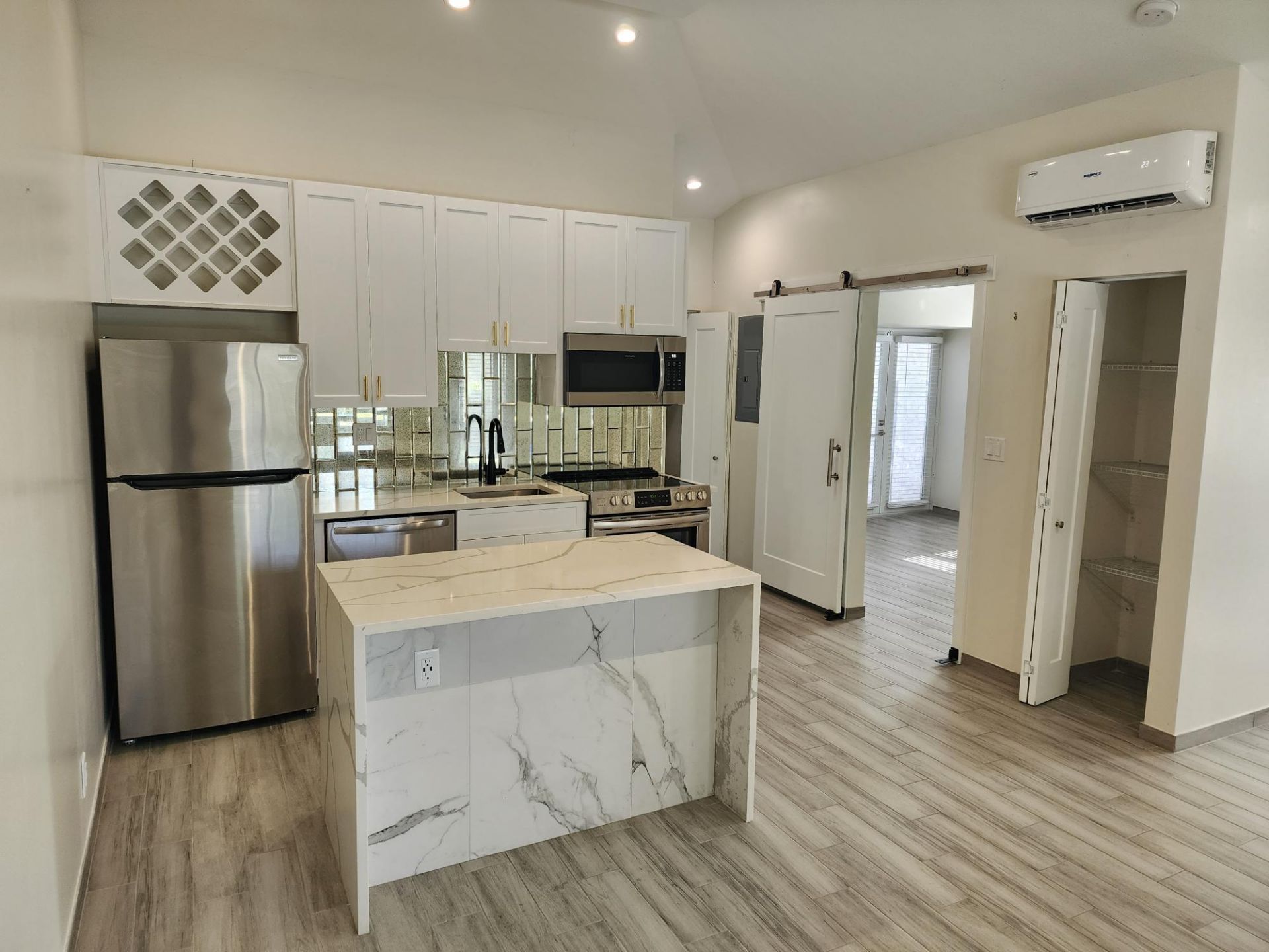 315 SW 7th Street, Unit 1, Fort Lauderdale, FL 33315 Photo