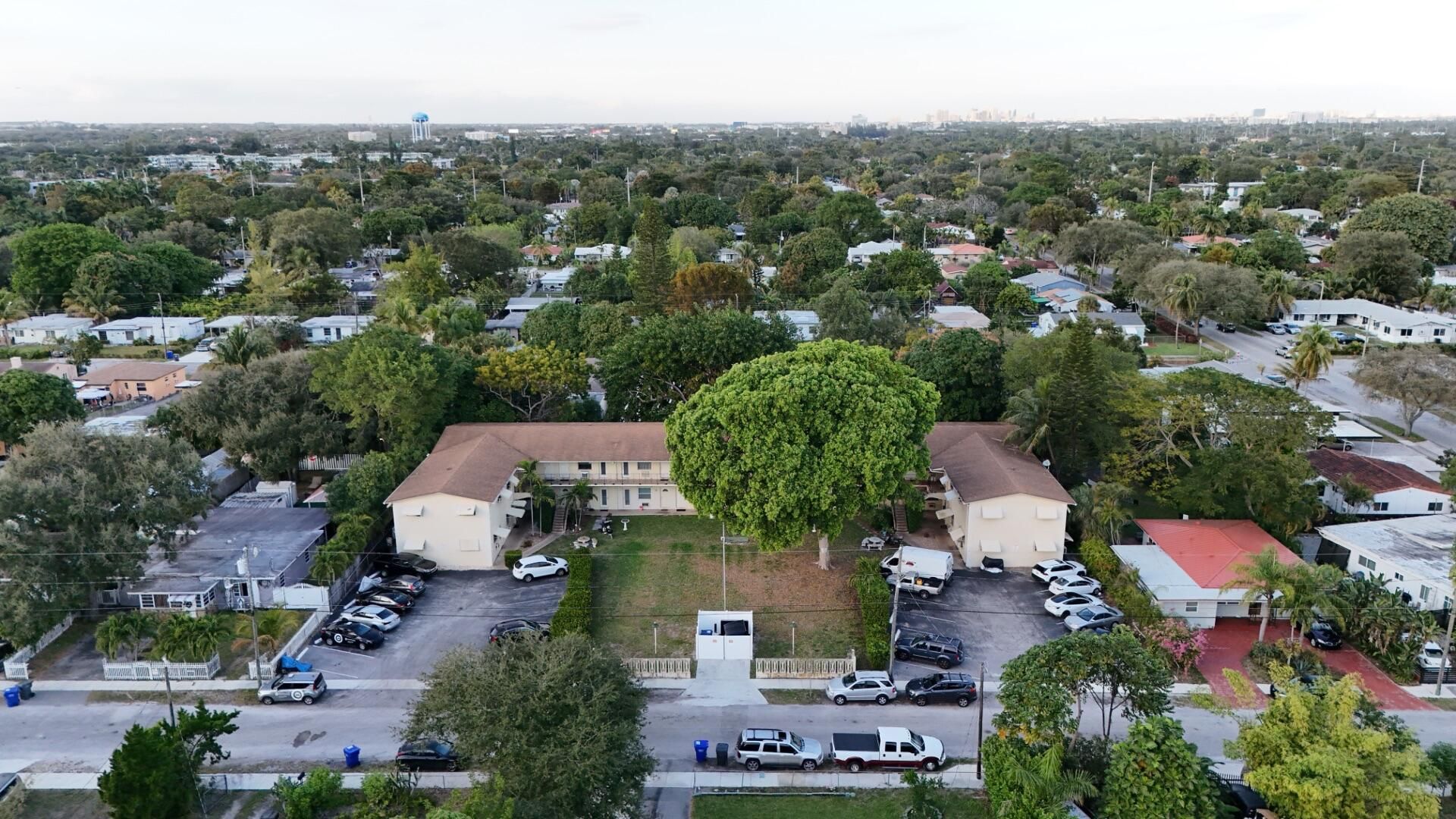 2621 Grant Street, Unit 10A, Hollywood, FL 33020 Photo