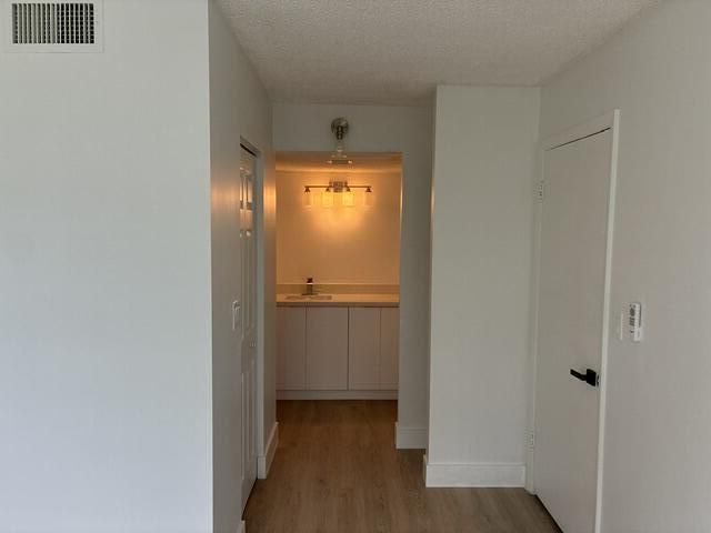 10401 W Broward Boulevard, Unit 405, Plantation, FL 33324 Photo