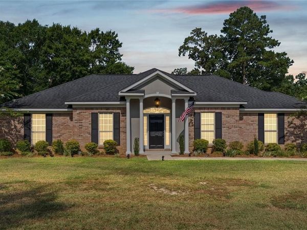 5801 Cordova Avenue, Satsuma, AL 36572