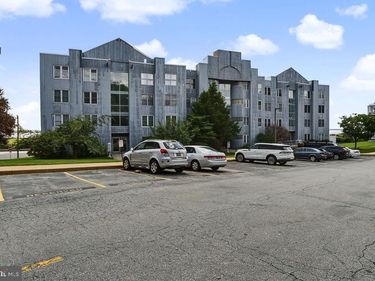 5215 LE PARC DRIVE, Unit 6, WILMINGTON, DE 19809