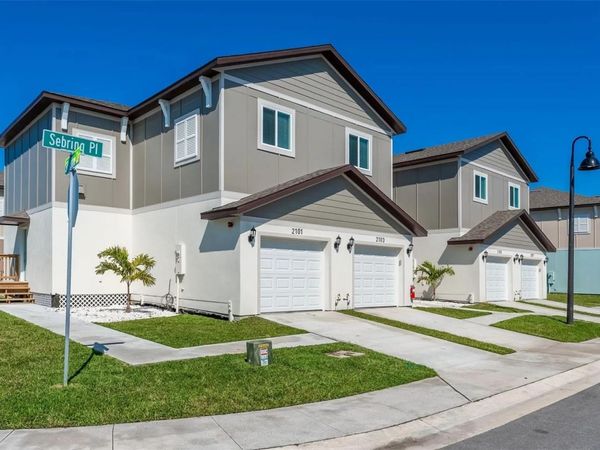 2058 SILVERSTONE CIRCLE , CLEARWATER, FL 33760