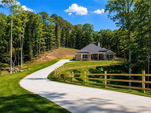 5372 Tuscany Drive , Douglasville, GA 30135