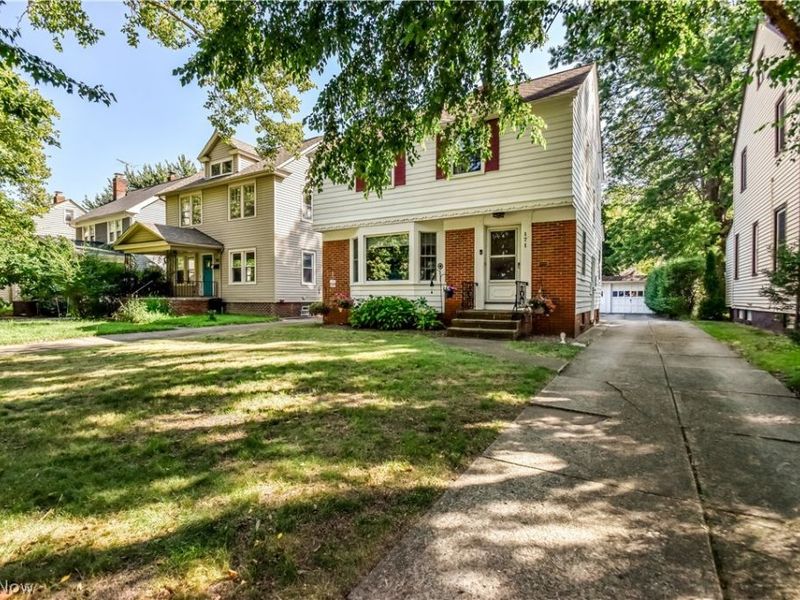 171 E 212th Street, Euclid, OH 44123 Photo 3