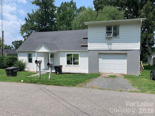 1719 E Cloaninger Avenue , Unit Apt B, Statesville, NC 28625