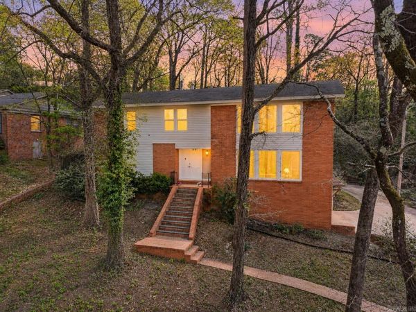 1 Van Lee Drive , Little Rock, AR 72205