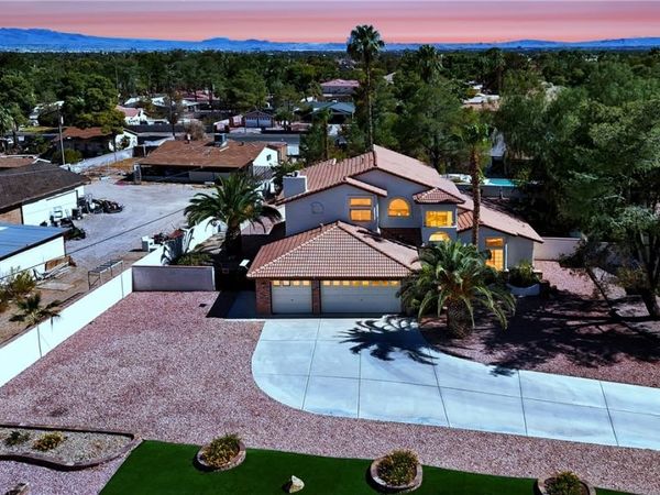 6767 Tree Haven Court, Las Vegas, NV 89146