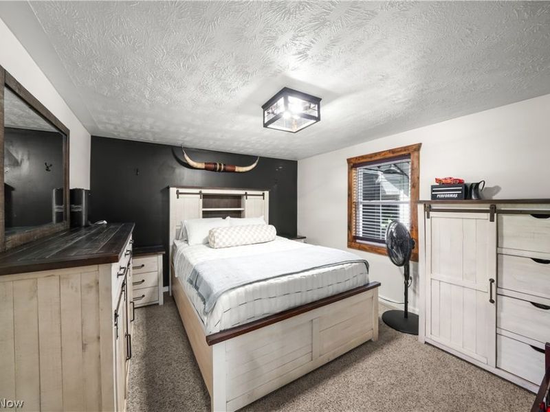 592 Braceville Robinson Road NW, Newton Falls, OH 44444 Photo 12